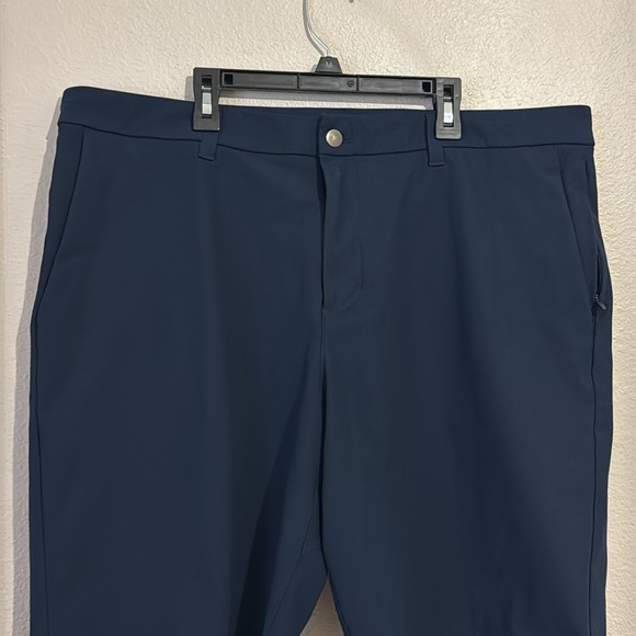 LULULEMON Commission Relaxed Fit Shorts 11" *Warpstreme - True Navy - Picture 4 of 9